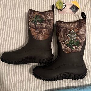 Muck Kids' Woodland Camo Rain Boots - Black and Brown